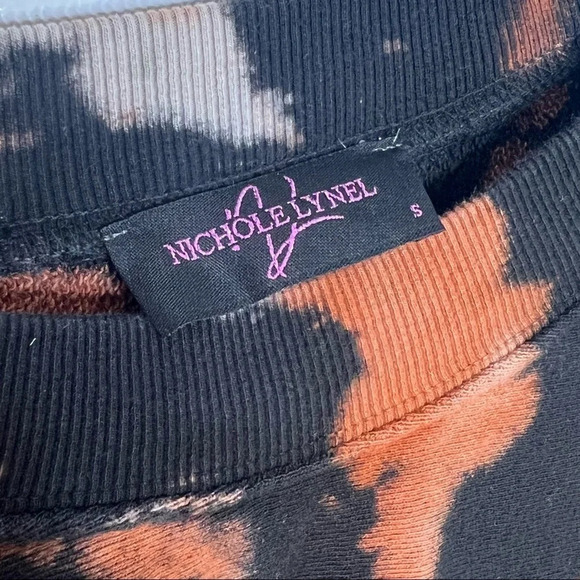 Nichole Lynel Tie Dye Sweatshirt Small Black Orange Spiral Crewneck Pullover - Picture 6 of 7